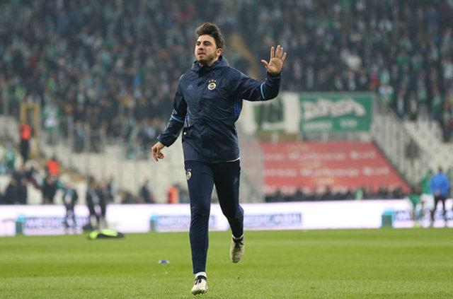 <p>Yönetim, Ozan Tufan’ın transferinden kaynak yaratması halinde 25 yaşındaki yıldız için şartları zorlayabilir.</p>
