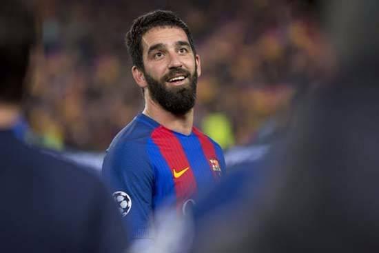 <p><strong>1 - Arda Turan</strong><br />
Güncel piyasa değeri: 28 milyon Euro<br />
Düşüş: 7 milyon Euro</p>
