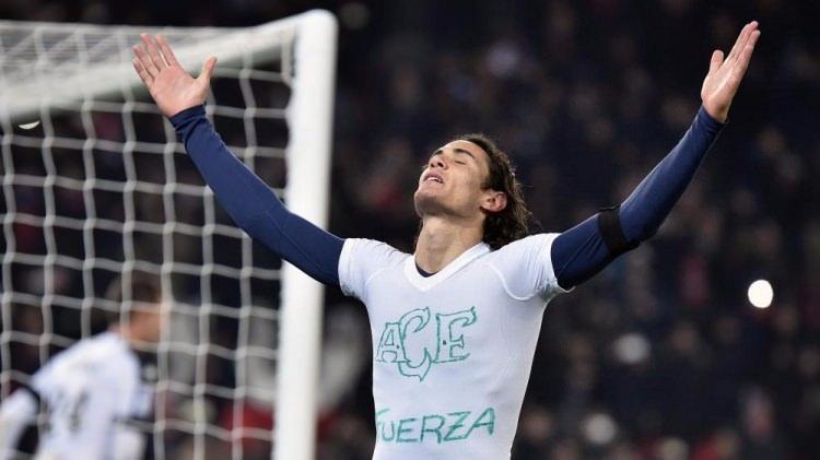 <p>47</p>

<p>Edinson Cavani 29</p>

<p>PSG</p>
