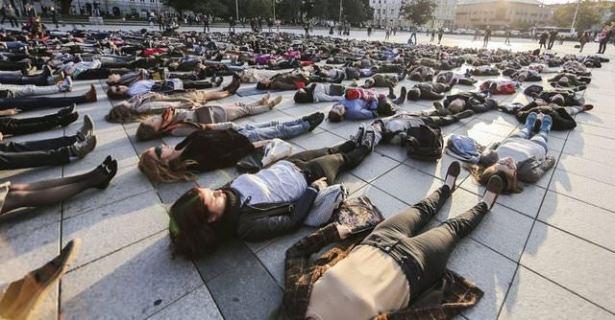 <p>son 10 senede ikiye katlayan intihar oranlarına bir çözüm bulamamış.</p>