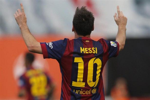 <p>Lionel Messi, Barcelona A takımında ilk maçını 16 Ekim 2004'te Espanyol karşısında giymişti 27 yaşındaki Lionel Messi, Barcelona A takımında 10. yılını tamamladı. </p>

<p> </p>
