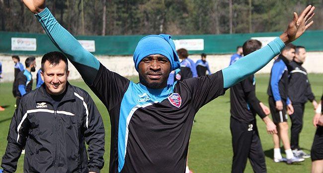 <p><strong>Kardemir Karabükspor</strong></p>

<p><strong>Gidenler:</strong> Isaac Promise (Giresunspor), Hakan Aslantaş (Kayserispor-kiralık), Vladimir Rodic (Rad Belgrad-kiralık), Adriano Fachini (Nacianol)</p>
