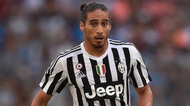 <p>Martin Cacarces - Stoper (Juventus)</p>