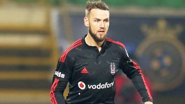 <p>Alexander Milosevic, Beşiktaş'tan Hannover 96'ya kiralık gitti.</p>
