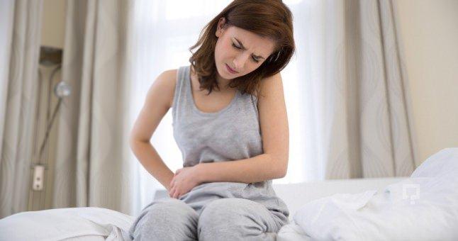 <p><strong>ŞİDDETLİ KAS AĞRILARI</strong></p>
<p>Anlam verilmeyen ağrılar testis kanseri yada kemik kanserinin belirtisi olabilir. </p>
<p>Tedavi edildiği halde geçmeyen baş ağrıları ise beyin tümörünün belirtisi olabilir.</p>
<p>Geçmeyen sırt ağrıları, kolon ve yumurtalık kanserinin belirtileri arasında yer alır.</p>