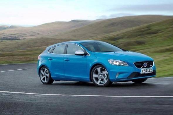 <p>V40 D2 Advance 1.560 cc. 115 hp Powershift 109 bin TL.</p>
<p> </p>