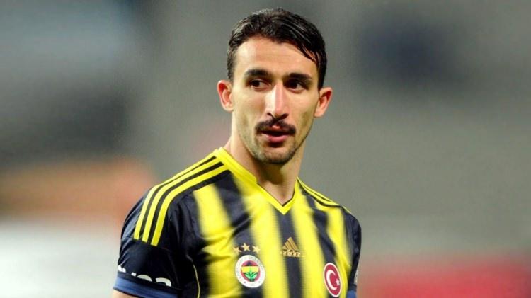 <p>MEHMET TOPAL - ABDURRAHMAN</p>
<p>Fenerbahçe'nin has futbolcularından olan Mehmet Topal verilen her görevi layıkıyla yerine getiriyor.</p>