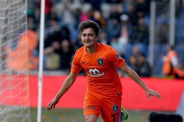 <p>Güncel piyasa değeri 3.75 milyon Euro olan Cengiz Ünder'i; Başakşehir, Altınordu'dan 300 bin euro'su peşin, 700 bin euro'ya aldı.</p>
