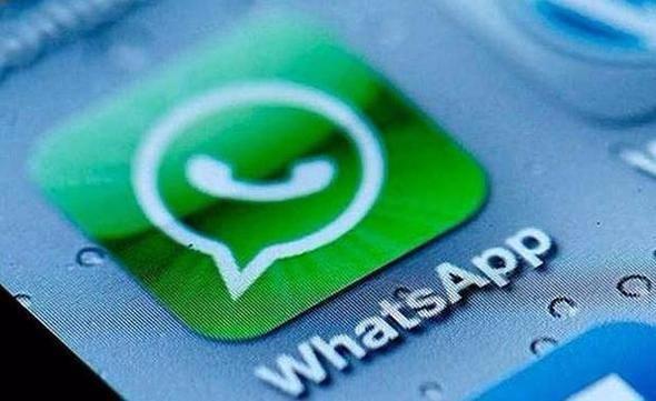 <p>WhatsApp'ı bilgisayardan açarak artık işyerinizde istediğiniz kadar mesajlaşmanız mümkün. Bilgisayarınızdan Web.whatsapp.com adresine girdikten sonra telefonunuzdaki WhatsApp'inizden alacağınız QR kodu ile sohbetlerinizi bilgisayar ekranına taşıyabilirsiniz.</p>
<p> </p>