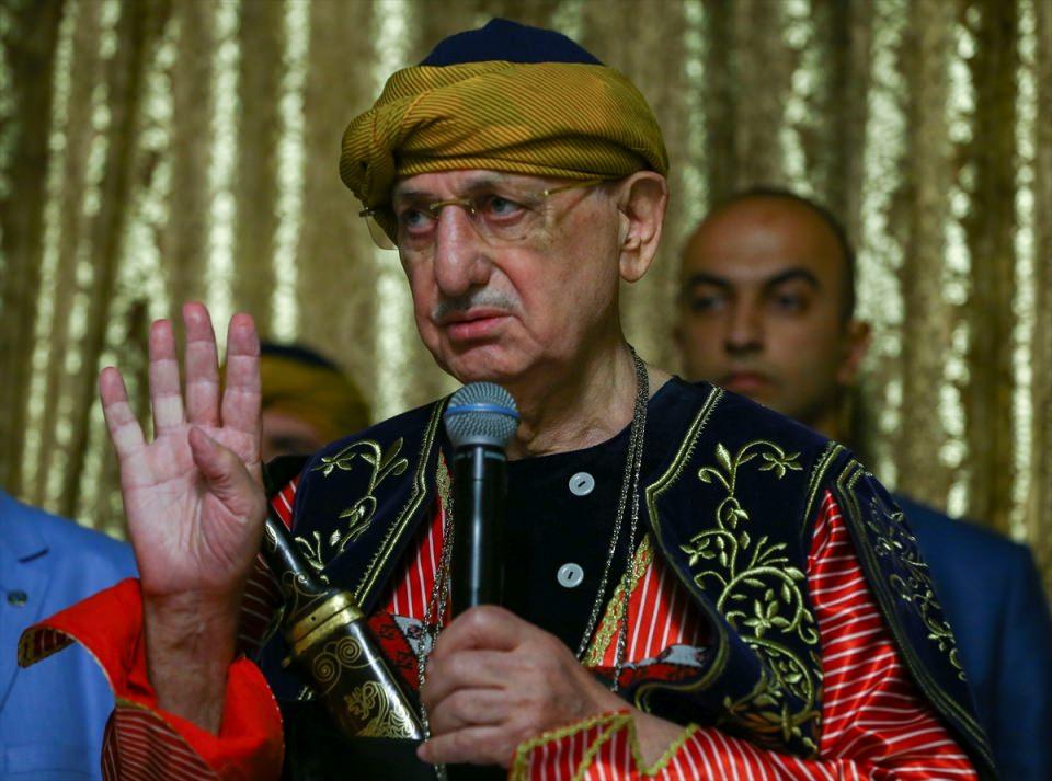 <p>Meselenin "ilahi kelimetullahı" ilan etmek olduğunun altını çizen Kahraman, aslolanın kaba milliyetçilik değil kültür milliyetçiliği olduğunu dile getirdi. </p>
<p> </p>