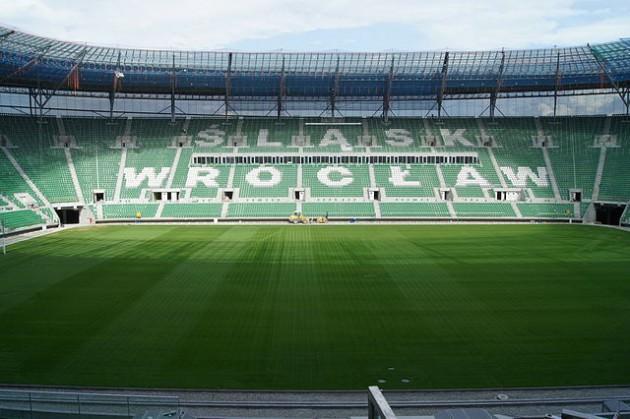 Stadın açılış maçında 28 Ekim 2011'de Slask, Lechia Gdansk'ı 1-0 yendi.Statta oynanacak maçlar:8 Haziran: Rusya-Çek Cumhuriyeti12 Haziran: Yunanistan-Çek Cumhuriyeti16 Haziran: Çek Cumhuriyeti-Polonya