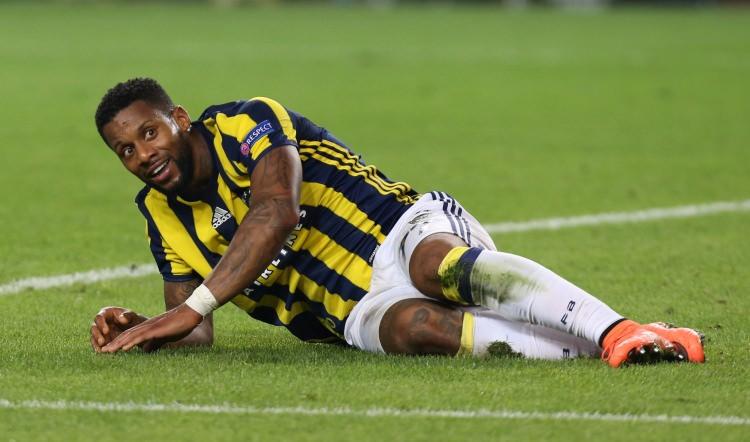 <p>Özellikle büyük efor sarfetmesine rağmen maçın son dakikalarında attığı müthiş deparla tüm futbolseverlerin takdirini toplayan Jeremain Lens sezon içinde takımına büyük katkı sağlayacağının da sinyallerini verdi.</p>