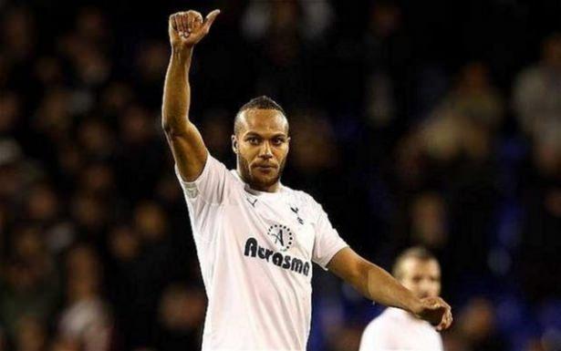 <p>Younes Kaboul</p>
