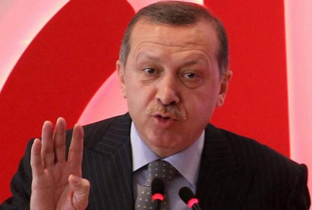 <div class="resimAlti">Nüfusun gençleşmesi için ekim ayında Meclis’e sunulacak olan ‘Aile Destek Projesi’yle, evliliği düşünen lise mezunu 18-24, üniversite mezunu 18-26 yaş arasındaki gençlere 10 bin TL faizsiz kredi verilecek. Şu an 16 hafta olan doğum izniyse 18 haftaya çıkarılacak</div>
<div> </div>