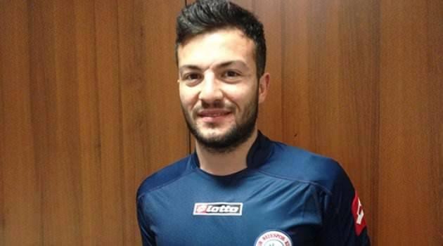 <p><strong>Özgür Çek</strong><br />
Alanyaspor > Çaykur Rizespor</p>
