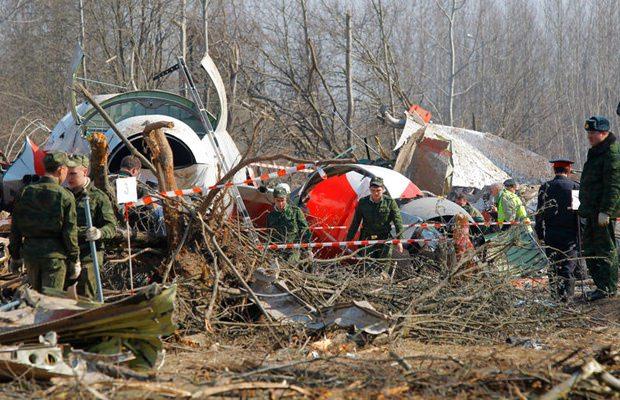 <p>10 Nisan 2010: Polonya Devlet Başkanı Lech Kaczynski'nin uçağı, Rusya'nın Smolensk kenti dışında düştü, uçaktaki 96 kişi hayatını kaybetti.</p>