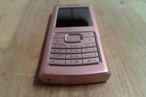 <p>Nokia 6500 classic</p>

<p>Çıkış tarihi: 2007</p>
