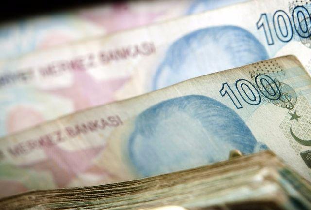 <p>100 liralık seyyanen zam, yaşamları boyunca alacakları emekli aylıklarına yansıyacağı için çok önemli.</p>

<p> </p>

<ul>
</ul>

<ul>
</ul>
