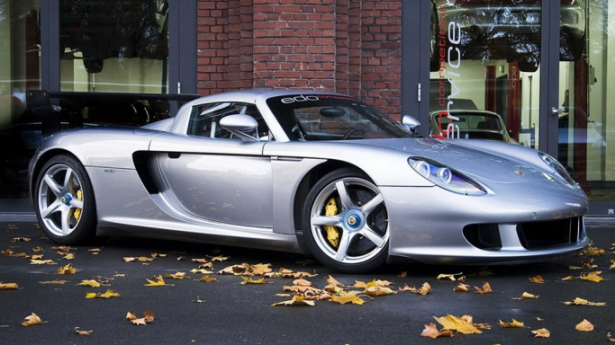 <p>Dell firmasının kurucu CEO'su Michael Dell, en çok Porsche Carrera GT aracını kullanıyor.</p>

