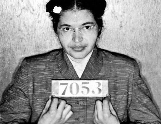 <p><strong>Rosa Parks'ın Öyküsü (The Rosa Parks Story, 2002) </strong><br />
<br />
1955’de Alabama’da, sosyal hayatta ırkçı ayrıma karşı koyan Rosa Parks'ın, cesaretinin öyküsü. </p>
