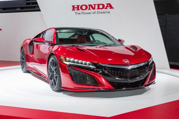 <p><span style="color:#FFFFFF">Japon otomobil devi 10 yıl aradan sonra süperspor otomobil efsanesi NSX’in ikinci neslinin üretimine başlıyor. </span></p>
