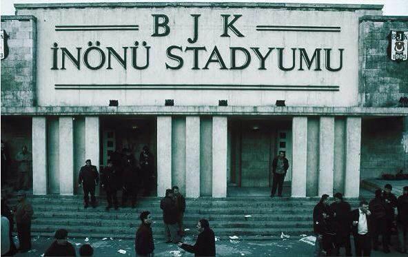 <p>Beşiktaş İnönü Stadyumu (1998-1999)</p>