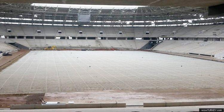 <p>Yeni Kocaeli Stadı<br />
Kapasite: 33.000</p>