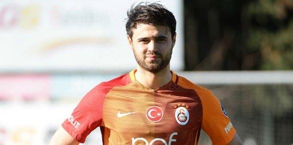 <p>Ahmet Çalık (Galatasaray 2.5 milyon Euro)</p>
