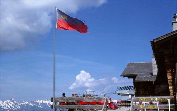 <p><strong>Lihtenştayn</strong><br />
<br />
820 Türk yaşıyor.</p>