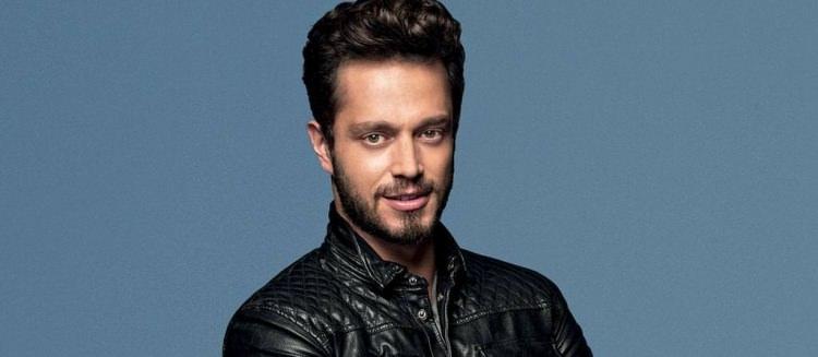 <p>Murat Boz ise "Burak selam, çağrını aldım. Güçlü bir Türkiye için ben de varım. Abdülkadir sen de var mısın?" videosunu paylaşarak, arkadaşına çağrı yaptı.</p>