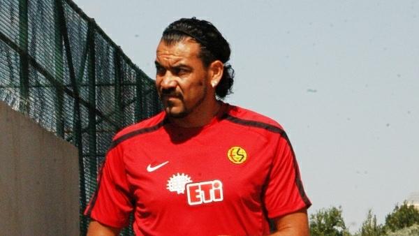 <p>Servet Çetin</p>

<p> </p>

<p>Ayıboğan</p>
