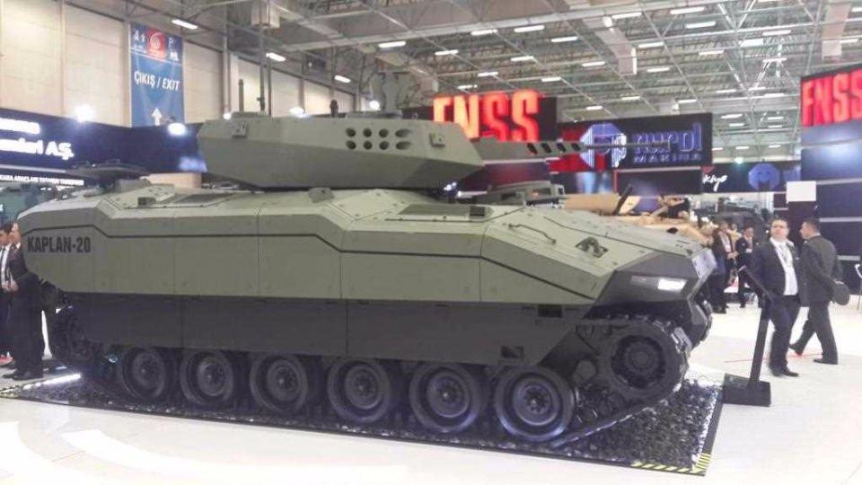 <p>Hafif sınıf silah taşıyıcı araç olan " Kaplan" tanksavar, ateş destek ve keşif gözetleme gibi bir çok farklı görevi bir arada yapılacak bir konfigürasyona sahip.</p>
<p> </p>