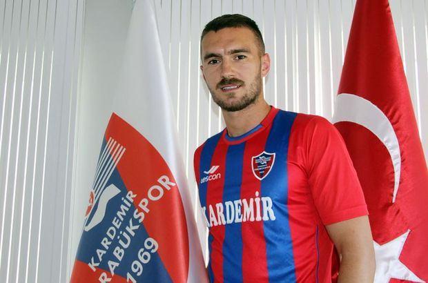 <p>Alexe(Kardemir Karabükspor)</p>