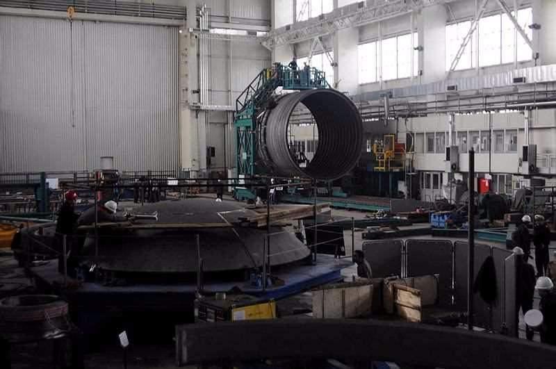 <p>Teknik altyapıya ilave olarak, denizaltı inşası gibi önemli ve kritik bir faaliyette en önemli faktör olan yetişmiş iş gücünün proje kapsamında ihtiyaç duyulan eğitim faaliyetleri tamamlanmaktadır.</p>

<p> </p>
