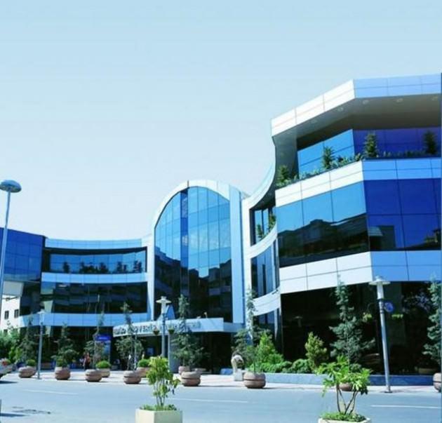 Profilo (Mecidiyeköy): 1 saat ücretsiz. 5 saate kadar 5 lira. Alışveriş fişi olana 5 saat ücretsiz
