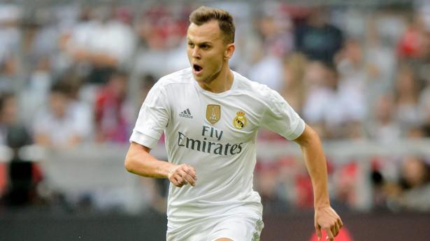 <p>Denis Cheryshev, Real Madrid'den Valencia'ya kiralık gitti.</p>