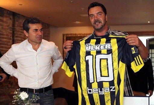 <p>BEYAZIT ÖZTÜRK - Fenerbahçe</p>