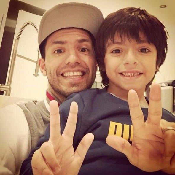 <p>Aguero ve Benjamin</p>
