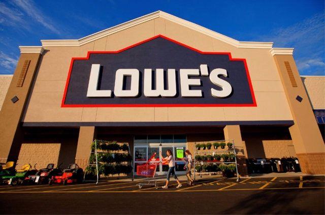 <p><strong>92 Lowe's</strong><br />
Ülkesi: ABD<br />
Marka değeri: 13,938 milyon dolar</p>
