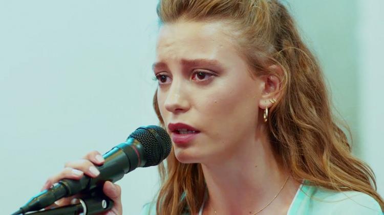 <p><strong>Serenay Sarıkaya</strong></p>
<p>Yaklaşık 6 milyon</p>