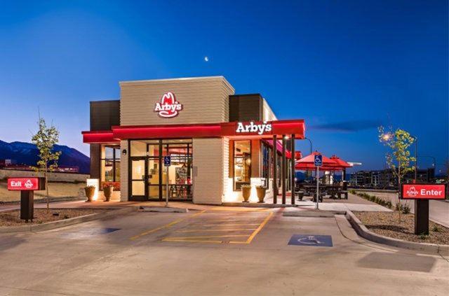 <p><strong>ARBY'S</strong></p>
<p>Franchise hedefi: -</p>
<p>Giriş bedeli: 40 bin dolar</p>