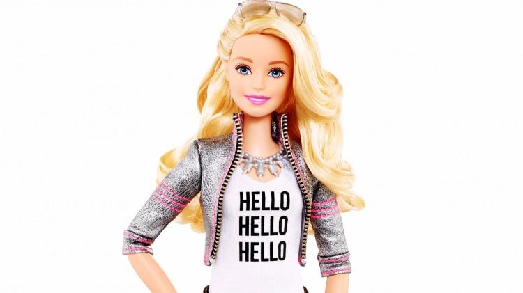 <p>Meşhur oyuncak Barbie bebeklerin ismi aslında Barbara Millicent Roberts. Barbie bebek aslında, yaratıcısı, ABD'li işkadını Ruth Handler'ın kızı Barbara Handler'dan esinlenilmiştir. </p>
