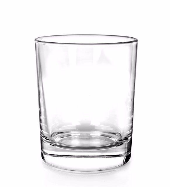 <p><strong>Cam bardaklar</strong></p>

<p> </p>

<p>Kağıt havluyu sirkeye batırdıktan sonra sıkın ve bardağınıza sürün. Suyla duruladıktan sonra bardağınız parlak haline geri dönecek.</p>
