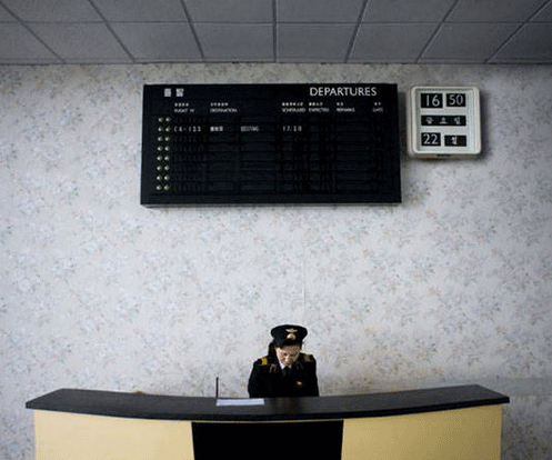 <p>Kuzey Kore Pyongyang'daki Sunan Uluslararası Havaalanı gidiş geliş panosu...</p>
