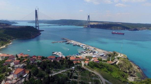 <p>Kuzey Marmara Otoyolu Projesinin devamı olan 169 kilometre uzunluğundaki Kurtköy-Akyazı ve 88 kilometre uzunluğundaki Kınalı-Odayeri kesimleri için yapılan ihaleler sonuçlanmış, kazanan konsorsiyumlar açıklanmıştı. Yap-işlet-devret modeli çerçevesinde yapılacak yolların giderleri, işi üstlenecek firmalara ait bulunuyor.</p>