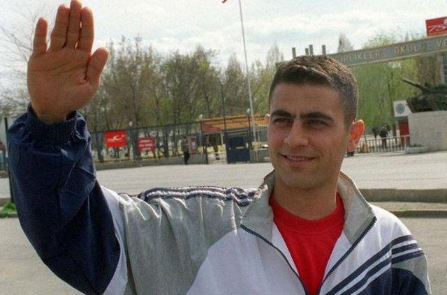 <p>HASAN ŞAŞ</p>
