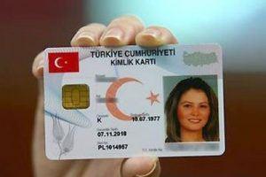 <p>Aralarında Levent Gök, Engin Altay ve Özgür Özel'in de bulunduğu 118 CHP'li milletvekili yeni kimlik kartlarının kaybedilmesini durumundan vatandaştan yeni kimlik kartı için alınacak 30 liranın iptalini istedi ve konuyu Anayasa Mahkemesi'ne taşıdı.</p>
<p> </p>