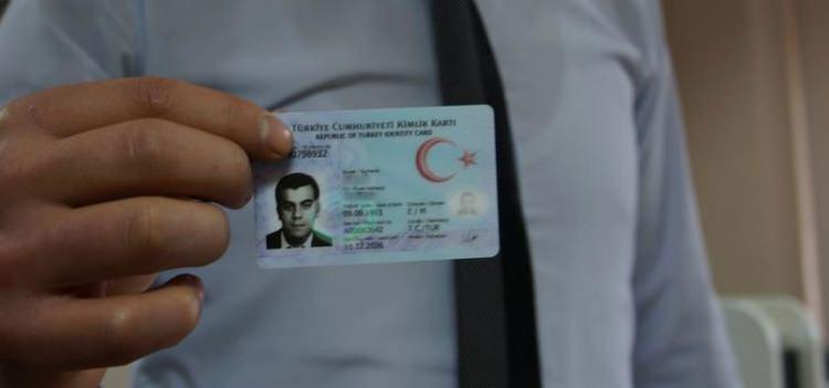 <p>Randevu için il ve ilçe seçimi yapılır daha sonra ise randevu tarihi ve saati belirlenir. </p>
