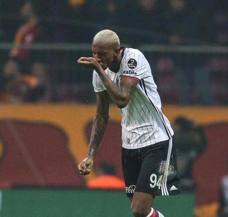 <p>Talisca (Kiralık ücreti: 2,00 mil. €)20 maç - 9 gol - 3 asist - 1364 dakika</p>