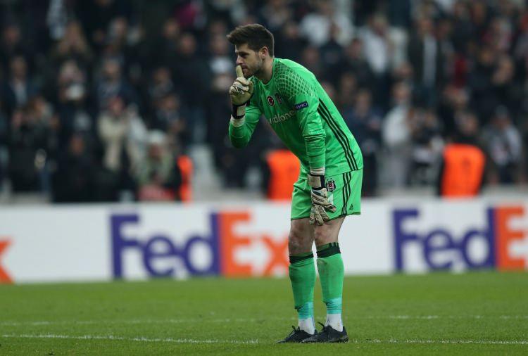 <p>Fabri (Bonservissiz)29 maç - 1 sarı kart - Yenilen gol: 31 - Gol yenmeyen maç: 9 - 2610 dakika</p>